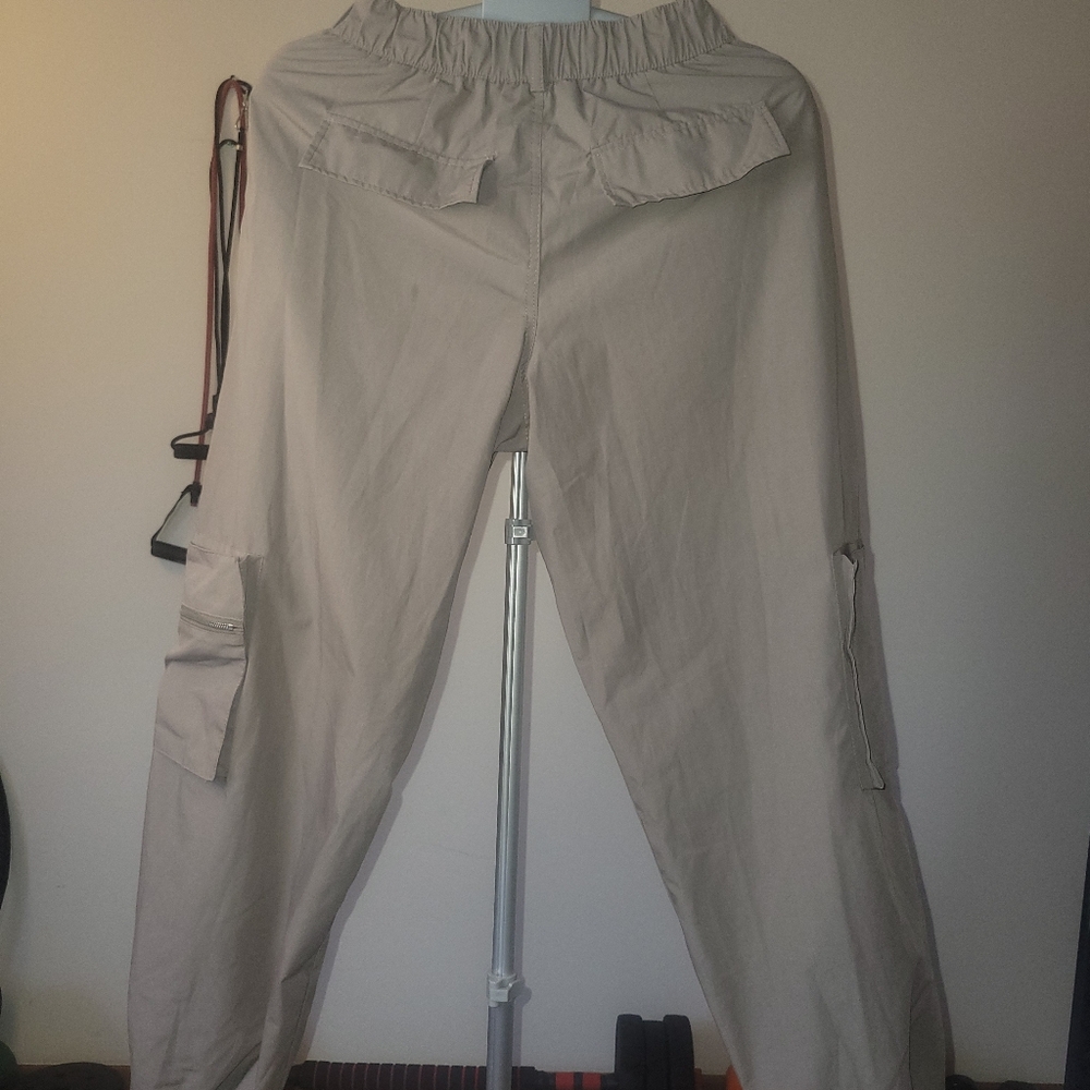 Cargo pants - Picture 3 of 4